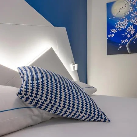 Origami Hotel